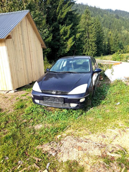 De vânzare ford focus 1.8 diesel  pentru piese