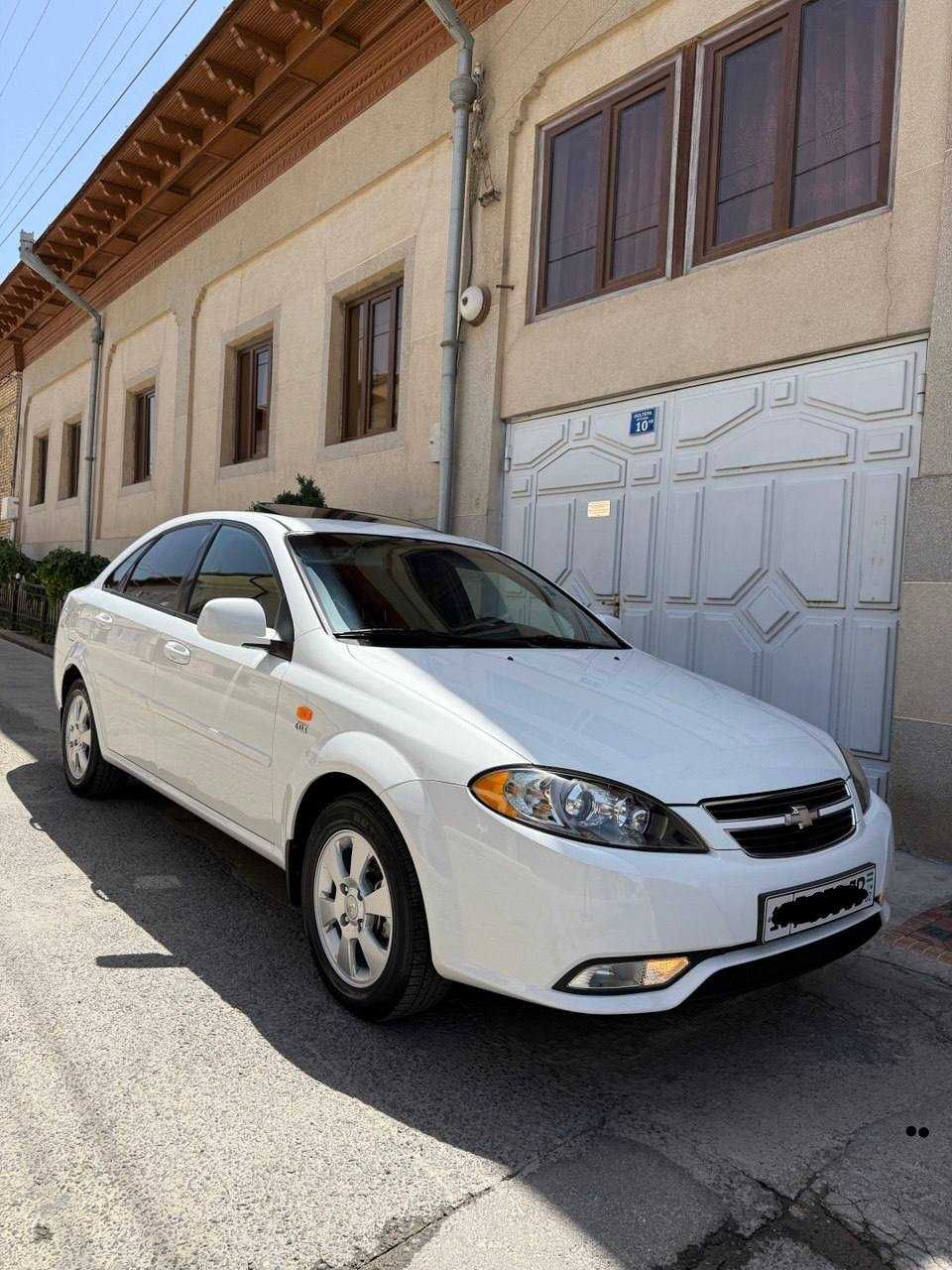Chevrolet Gentra Elegant plus 2021 sotiladi!