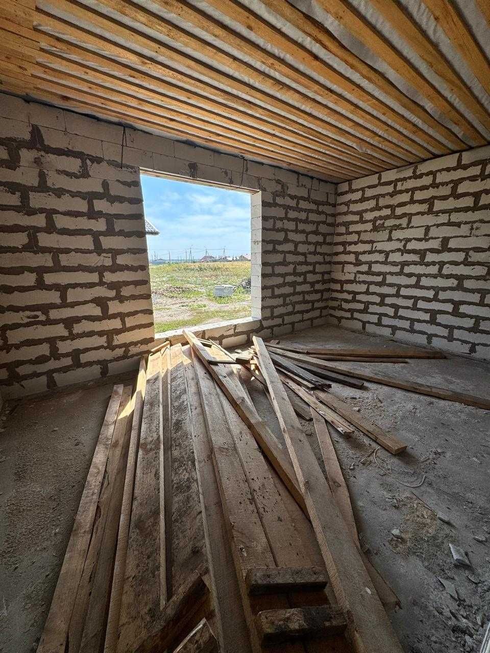 Продам 4-х ком дом, 29 мкр. 37 мил!