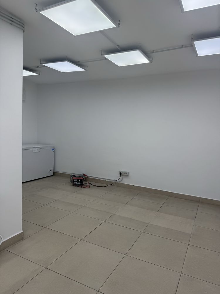 De inchiriat Spatiu Comercial