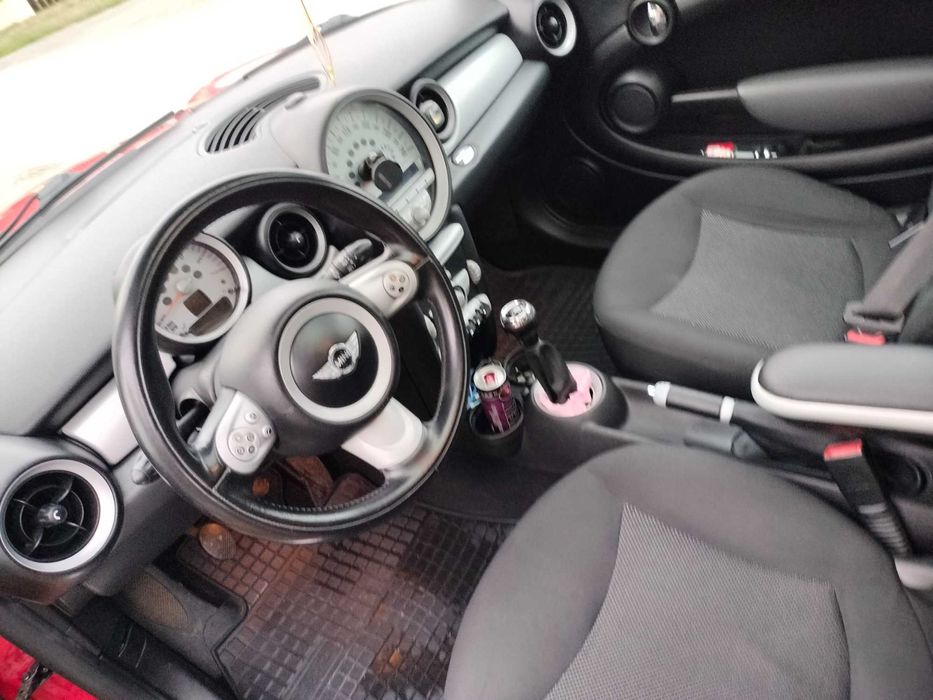 Vând mini cooper din 2008