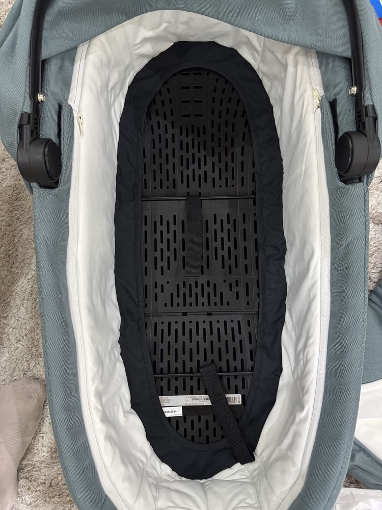 Cybex Cot S Lux и кош Aton 5
