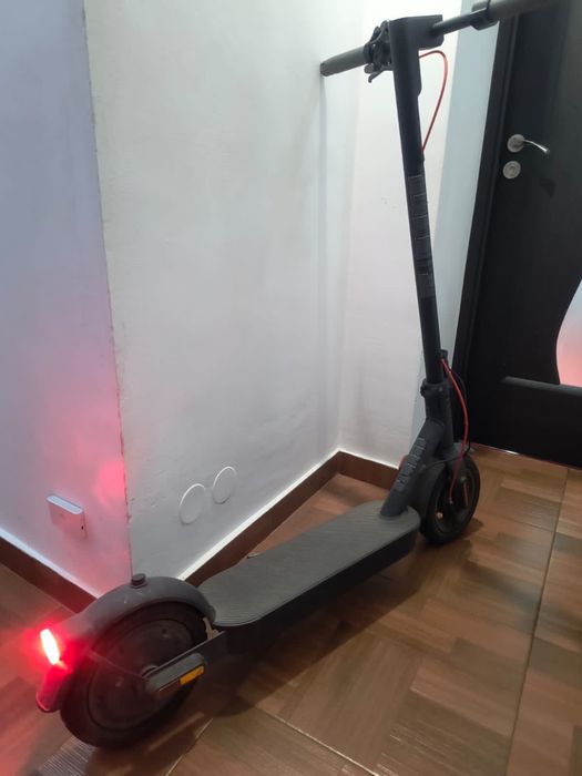 Trotineta electrica Xiaomi 4 Pro Gen 2