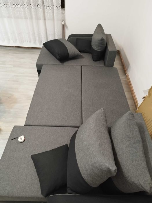 Canapea in forma de U