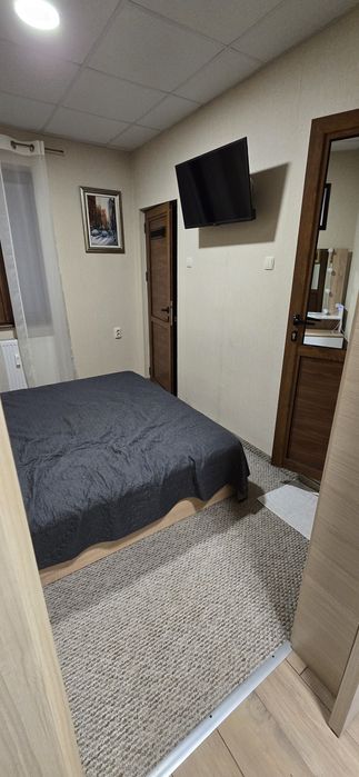 Дава се под наем Едностаен апартамент в Плевен, Идеален център - 50 кв.м за 408 € - Снимка #8