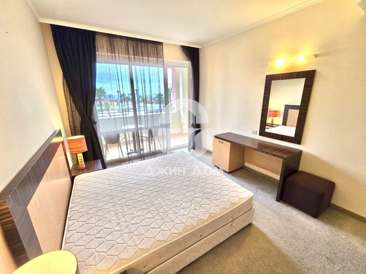 Продава се Двустаен апартамент в к.к. Слънчев бряг - 84 кв.м за 1012 €/кв.м - Снимка #11