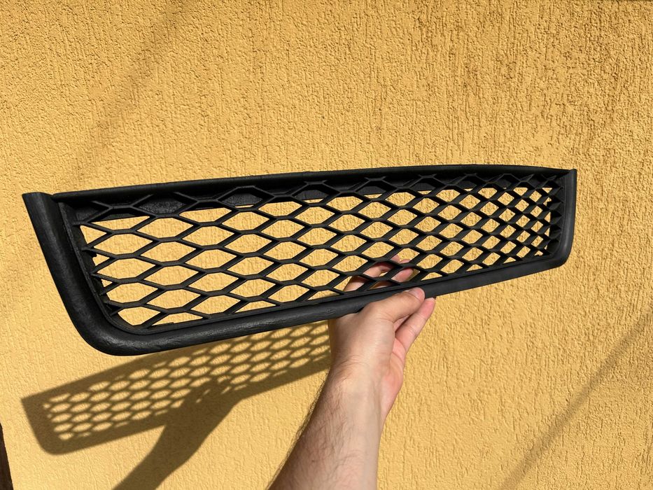 Audi A4 B6 S-line | Grila Sport OEM Centrala Inferioară