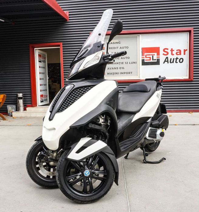 Piaggio MP3 300 Sport Piaggio - Posibilitate Rate Avans 0 - Garantie 12 Luni - IMPECABILA
