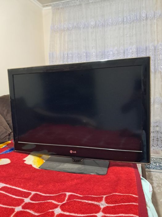 Телевизор LG 80диогнал