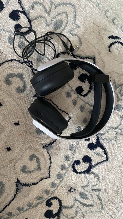 Наушники Sony PULSE 3D CFI-ZWH1 белый