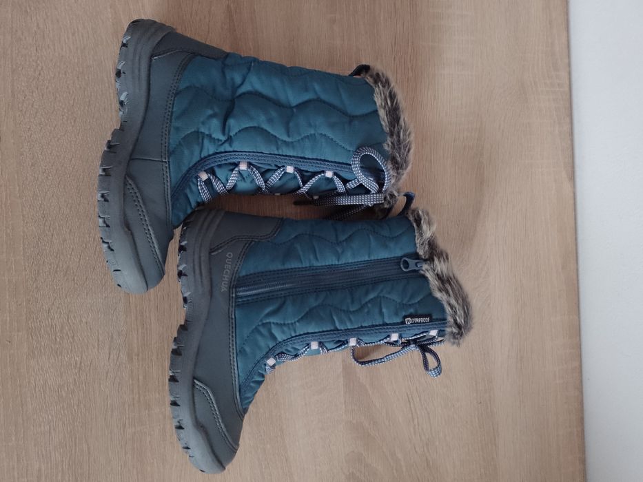 Cizme impermeabile îmblănite pentru copii