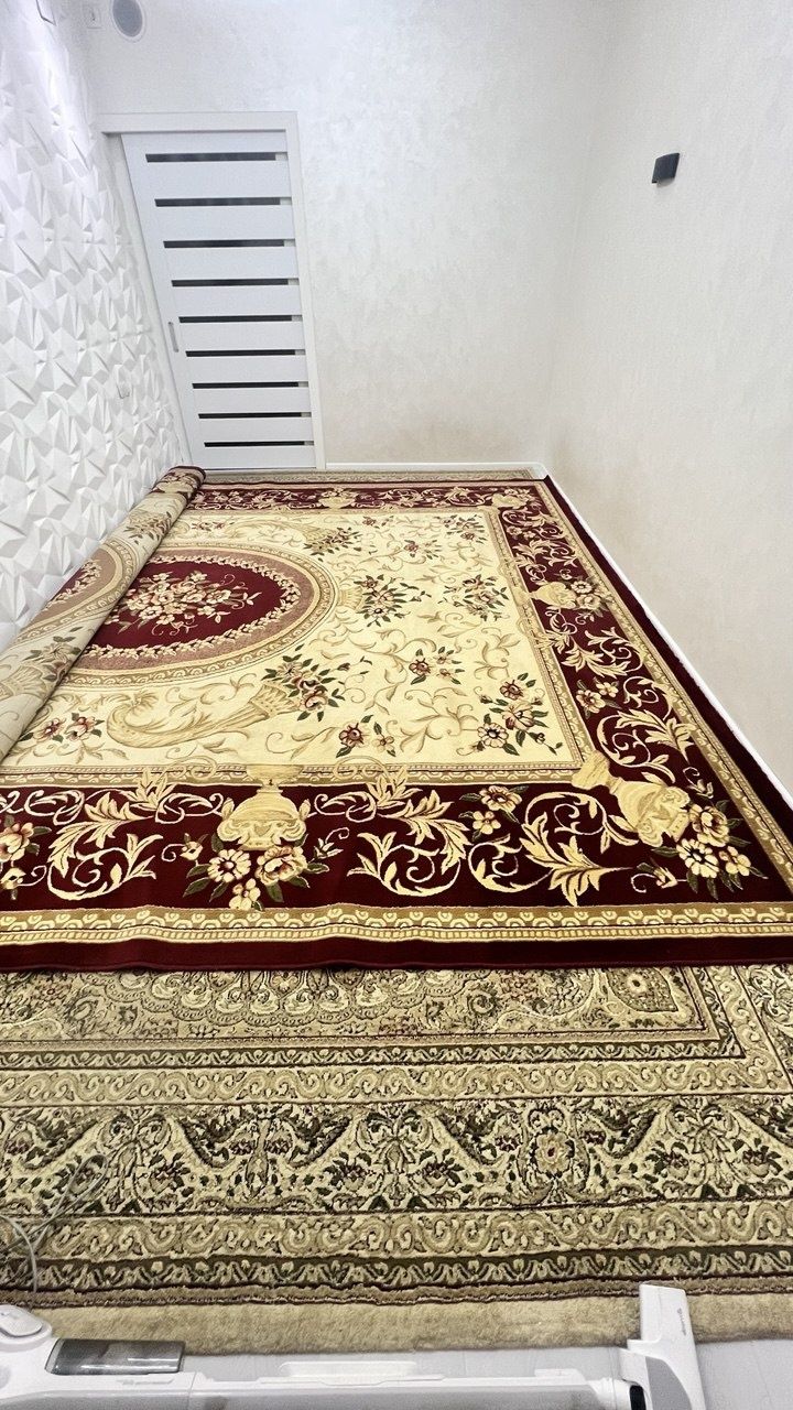 Ковёр 4/5  в отличном состоянии.