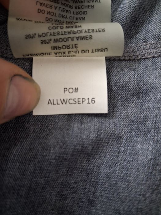 Vând Doua Bluze Merino Kokatat  mărimea S și M Noi cu eticheta