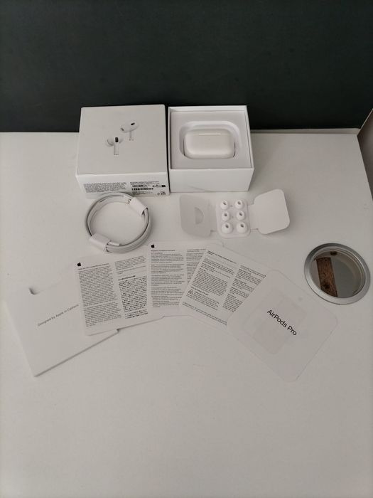 Vand casti airpods 2pro
