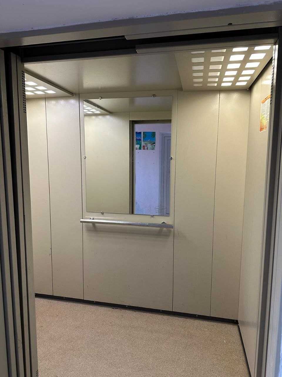 Продается 1 ком кв. Р-н 8 школа.