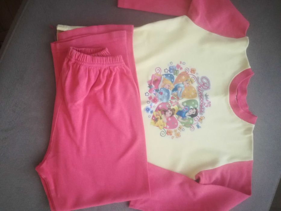 Детска пижама за момиче