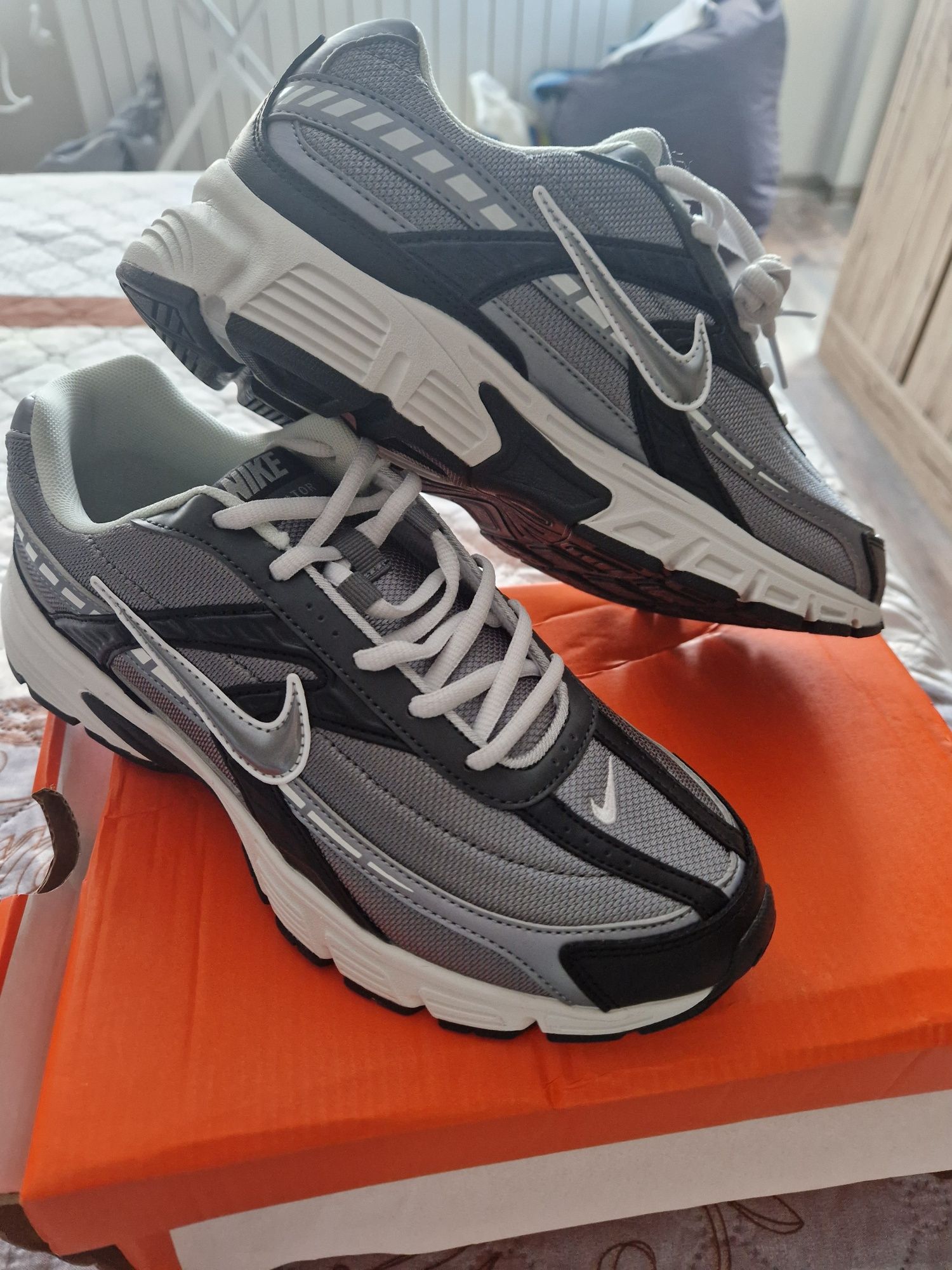 Нови мъжки маратонки Nike Initiator