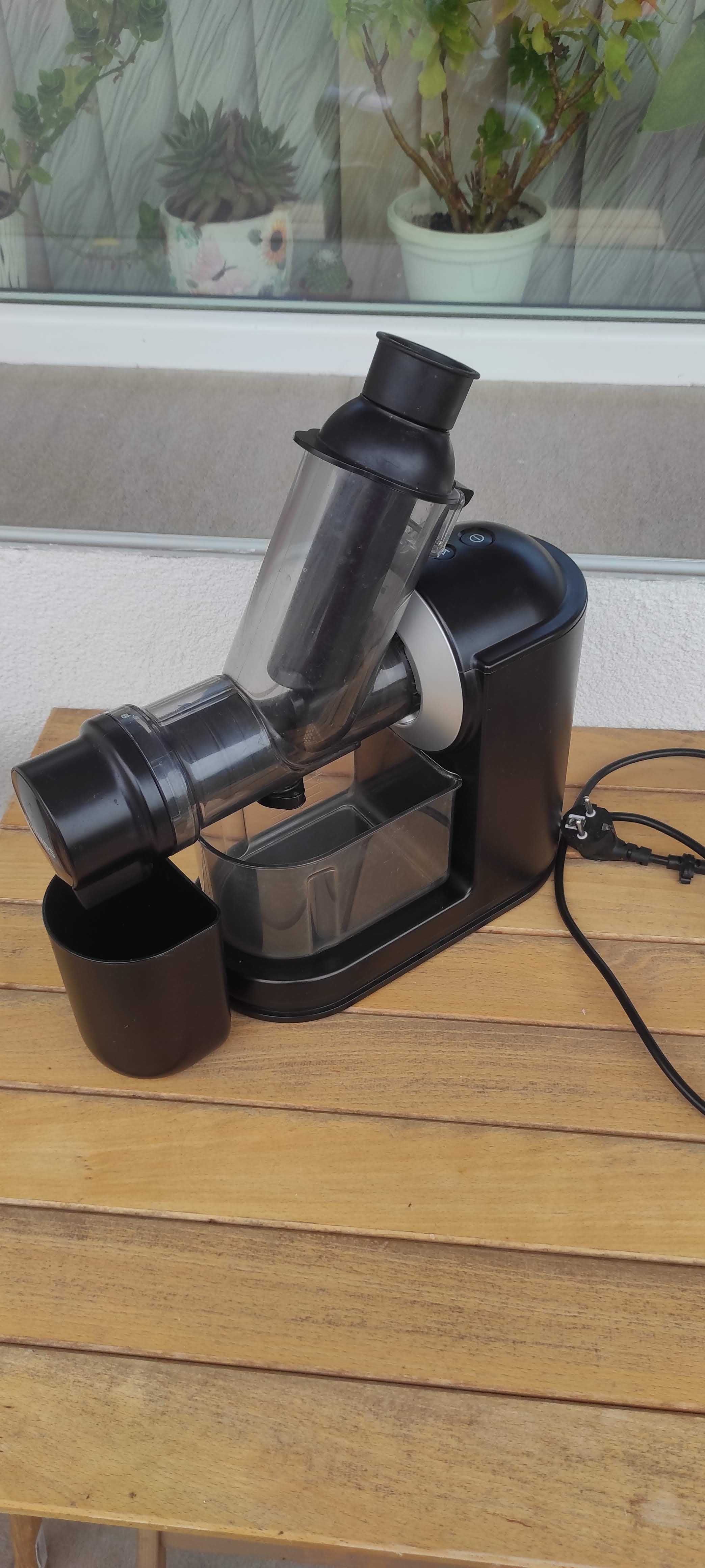 Philips HR1889 Сокоизстисквачка бавнооборотна (пресоваща)