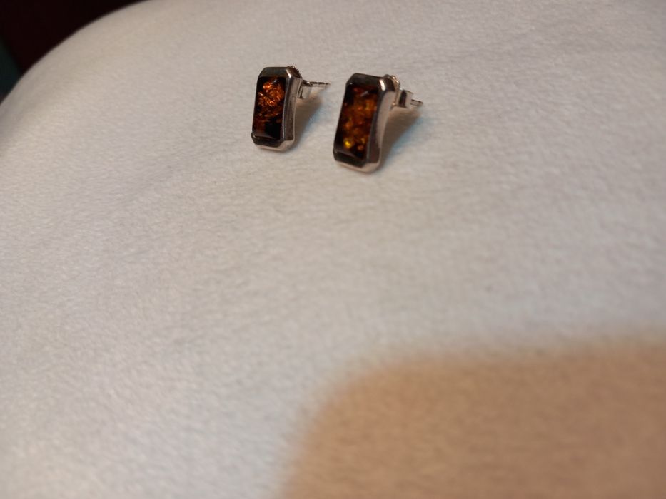 Cercei de argint cu pietre de chihlimbar