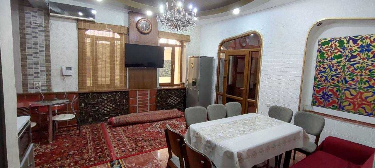 Дом в махалле Амир Темур