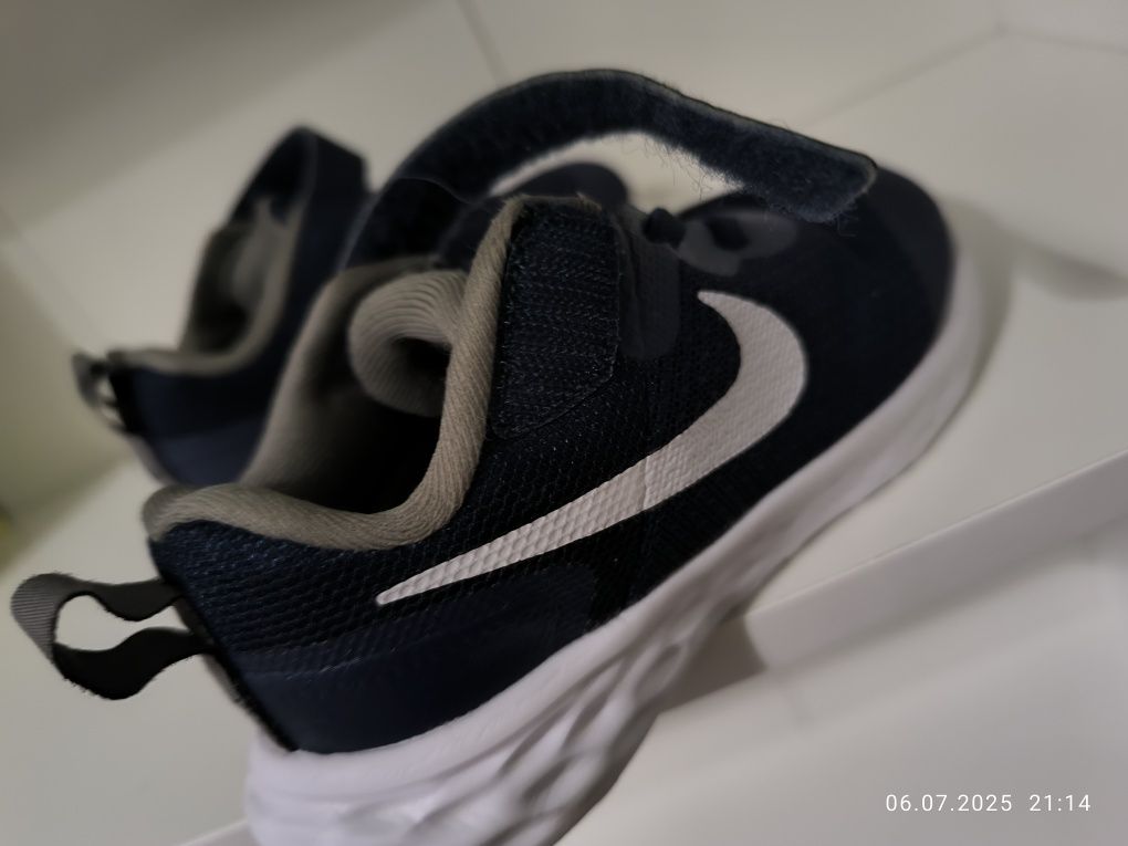 Детски маратонки Nike размер 27