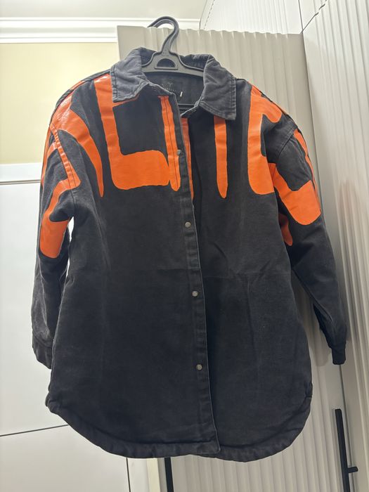 Продаю куртку на 12лет,женские все по 5000тыс