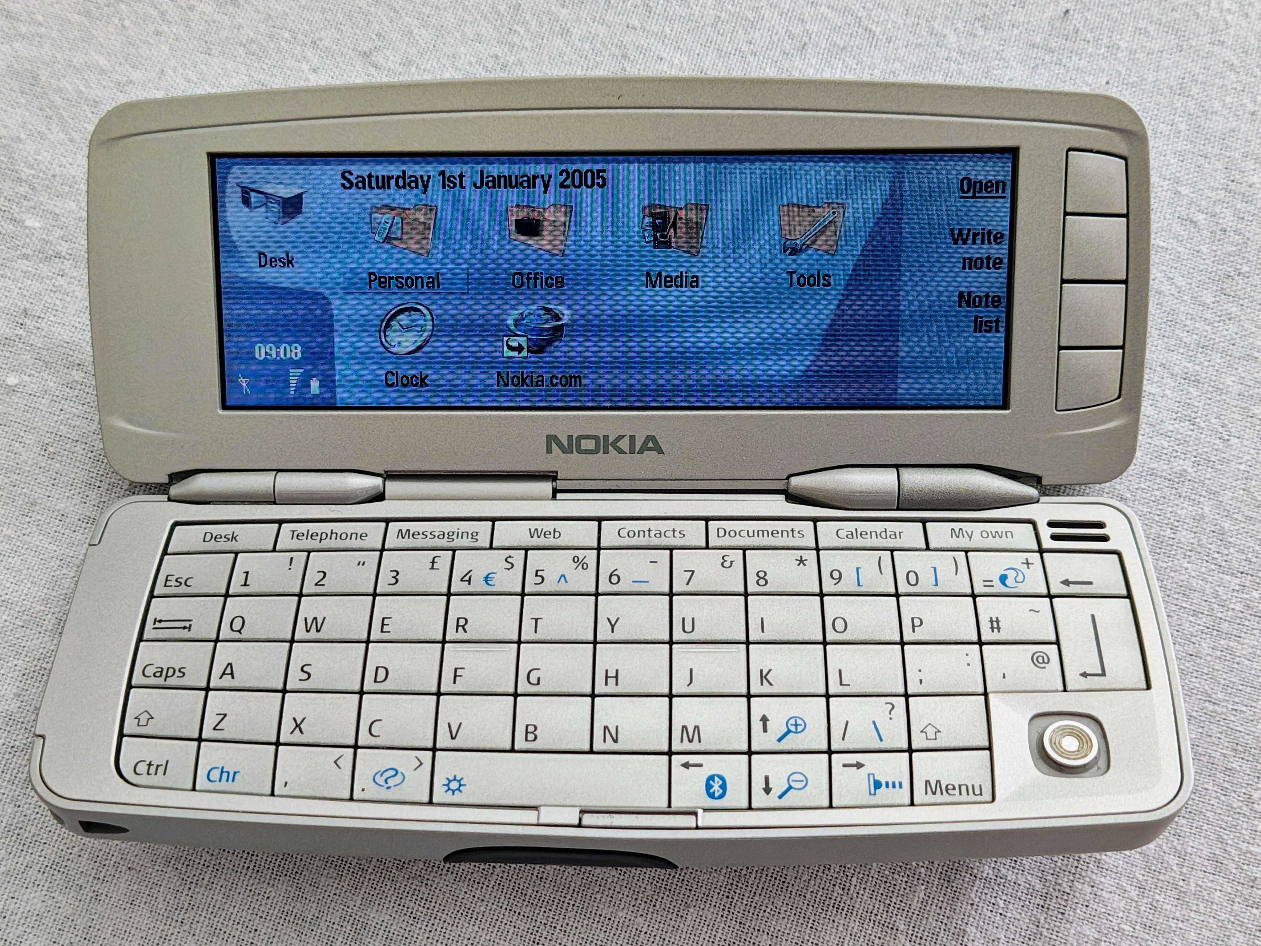 Nokia 9300 и Nokia E61-1