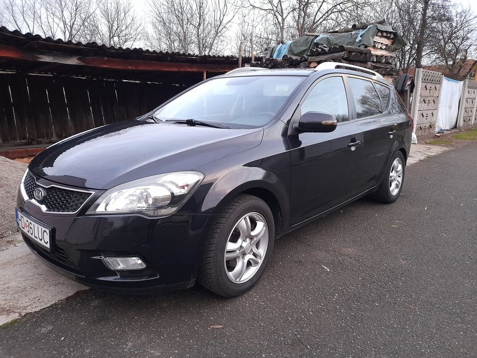 Vând Kia Ceed 1.6 Diesel 2012