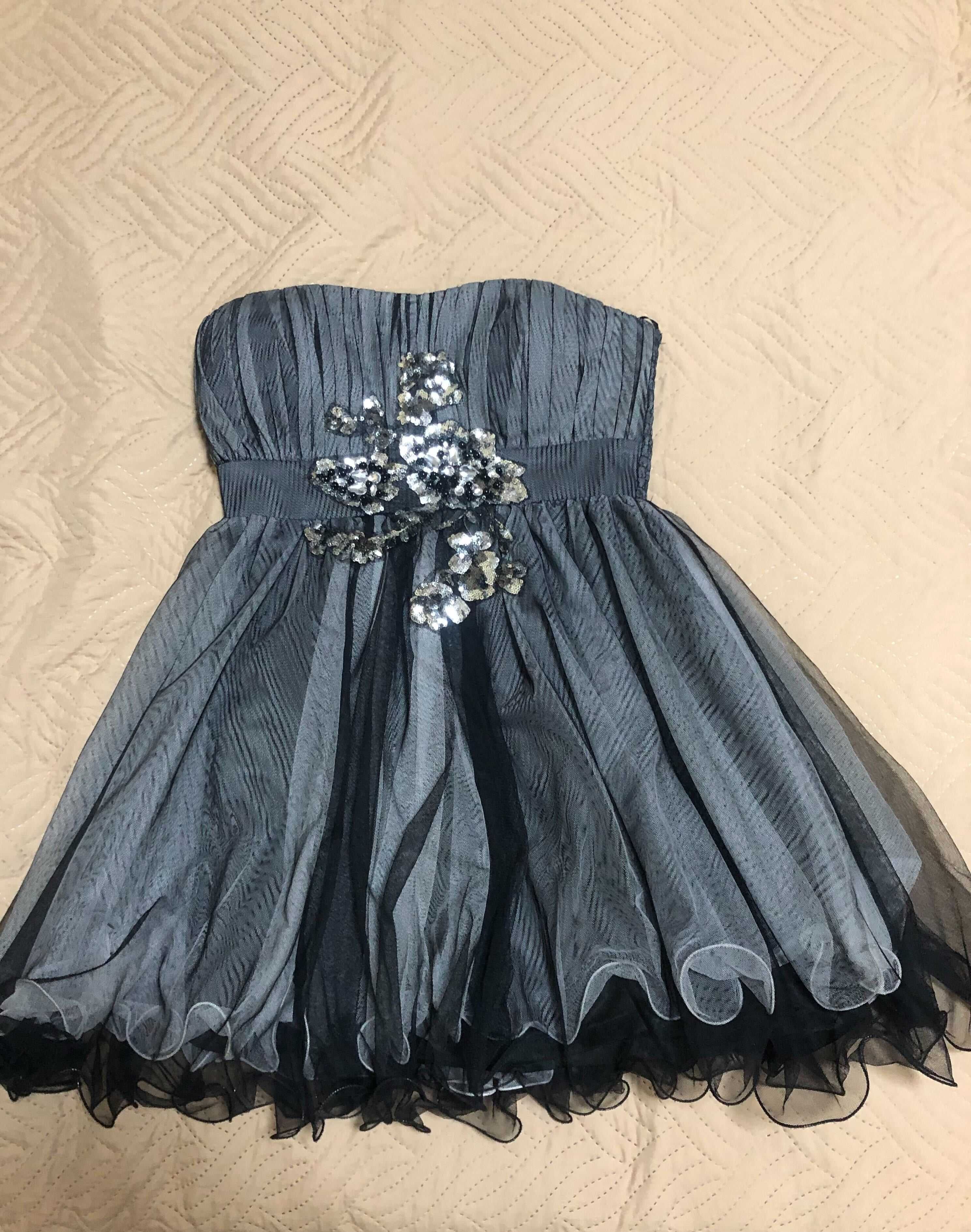 Официална рокля Quiz размер 38-40 с гол гръб в черен и сив цвят