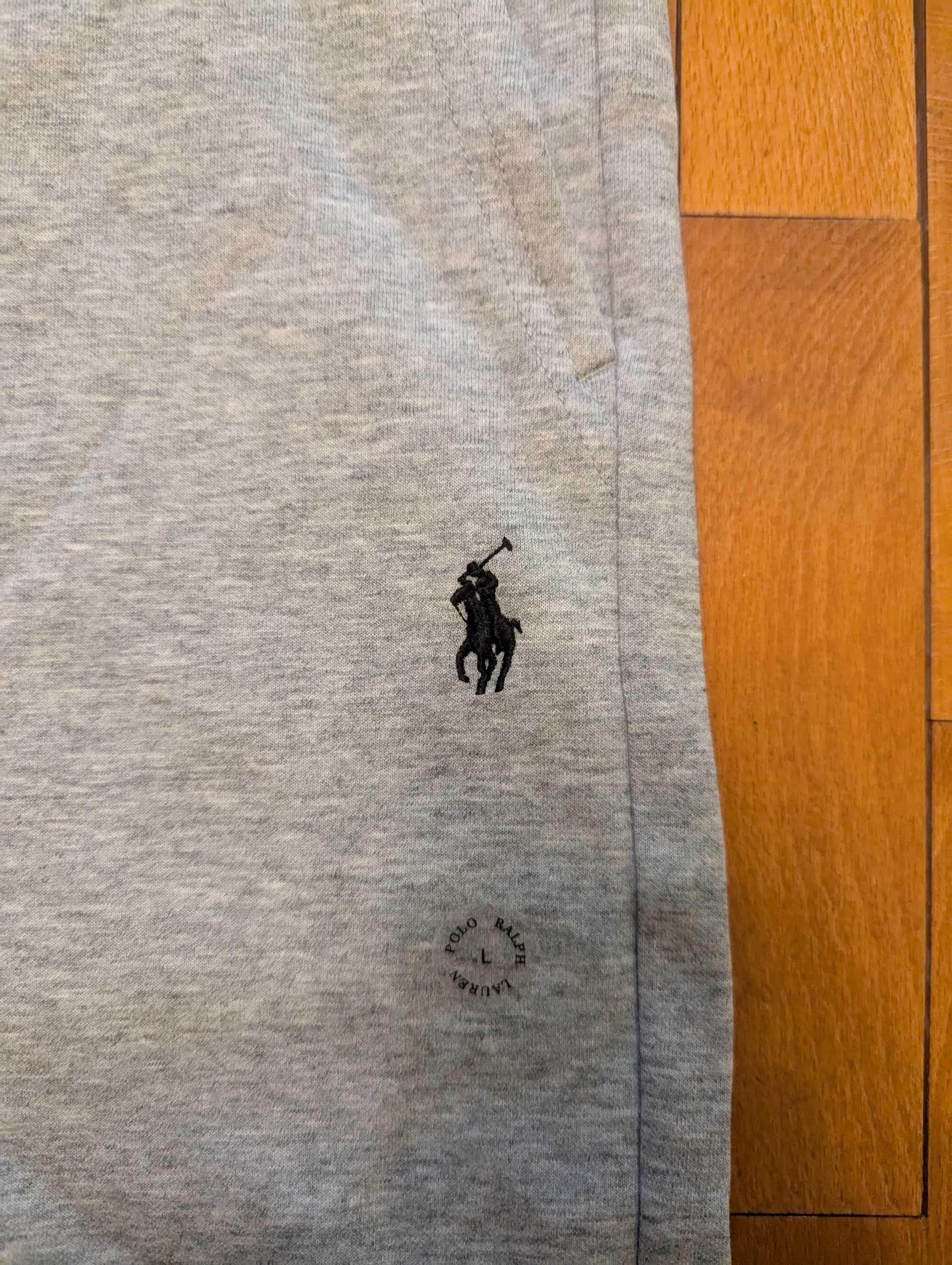 Чисто нови сиви Ralph Lauren шорти ( размер L )