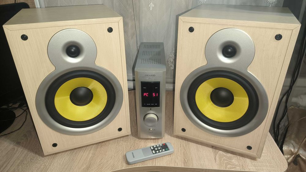 Продам акустическую систему Microlab PRO 3.