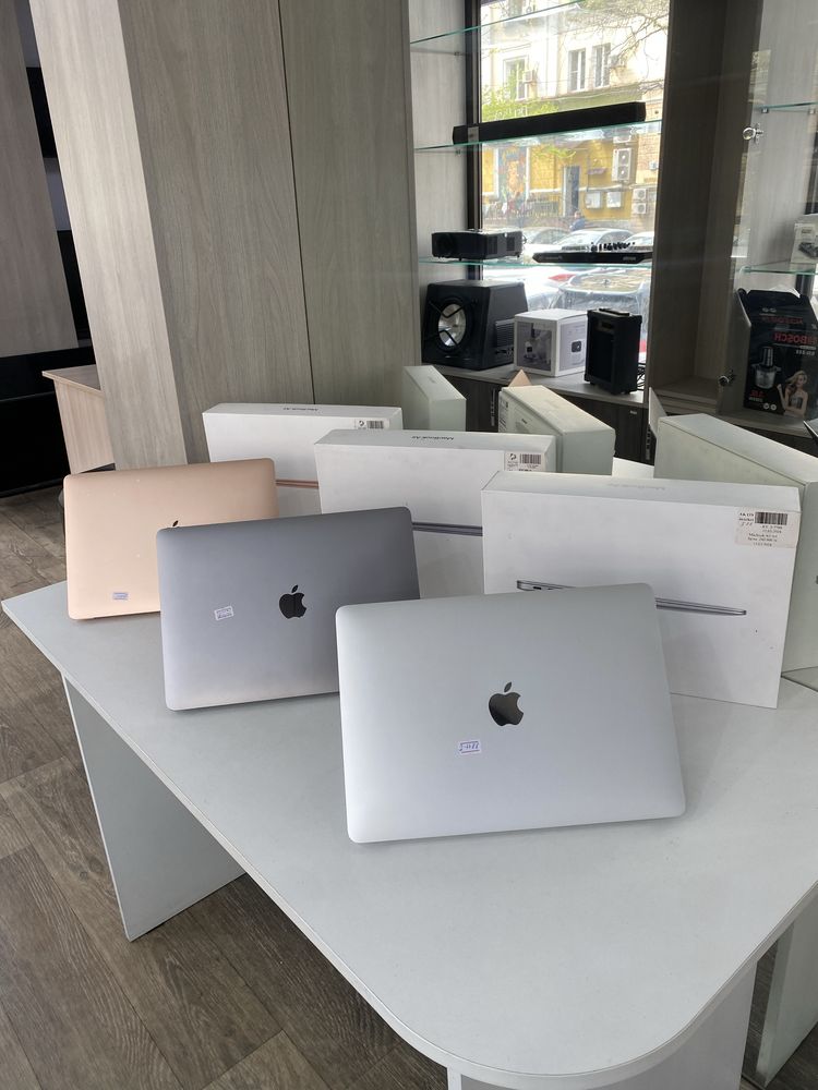 MacBook Air M1 / Актив Маркет