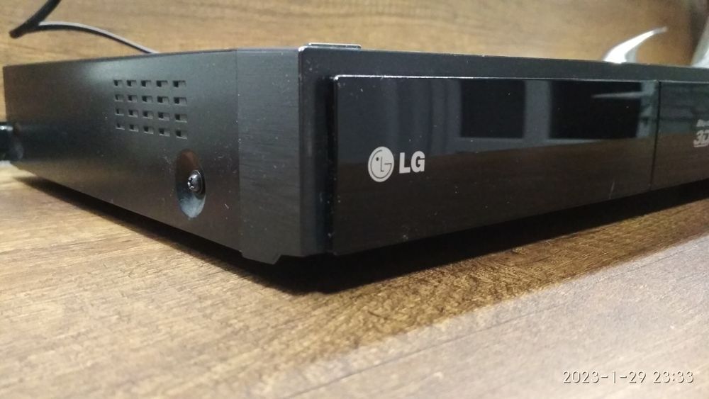Домашно кино LG HX906 3D Blu Ray