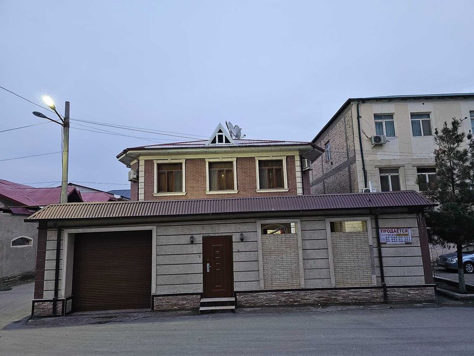 2,5 sotixli tayyor hovli, Barcha jihozlari bilan birga sotiladi.