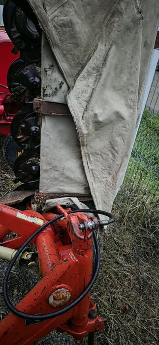 Coasa kuhn gmd 44 si 55 ridicare hidraulica si manuala