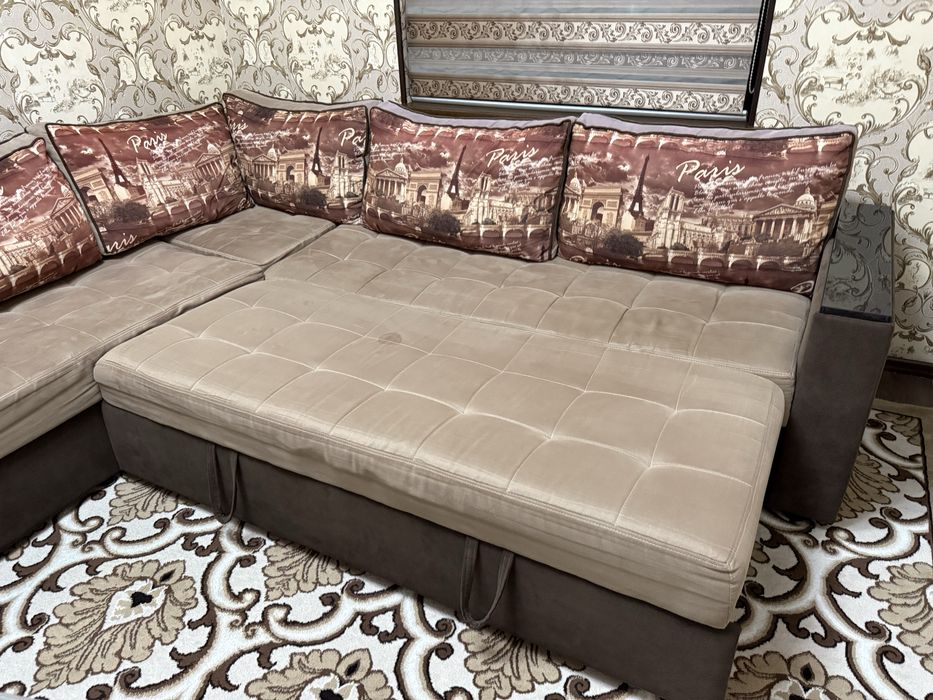 Продаётся  диван