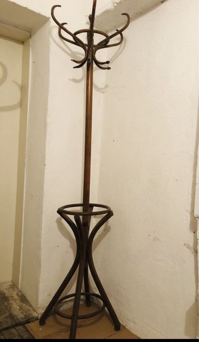 Старенна Виенска закачалка