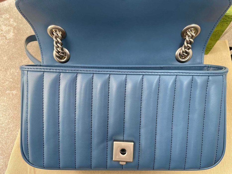 Geanta Gucci din piele albastra autentica Gucci Marmont, maner si lant