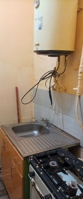 ПАРКЕНТСКИЙ(Шампанский завод)! Очень дёшево! Срочная продажа!