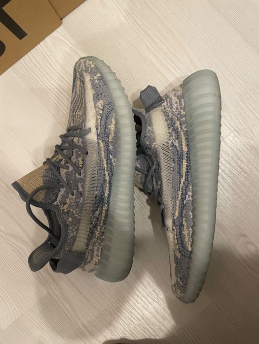 Adidas Yeezy boost 350 V2