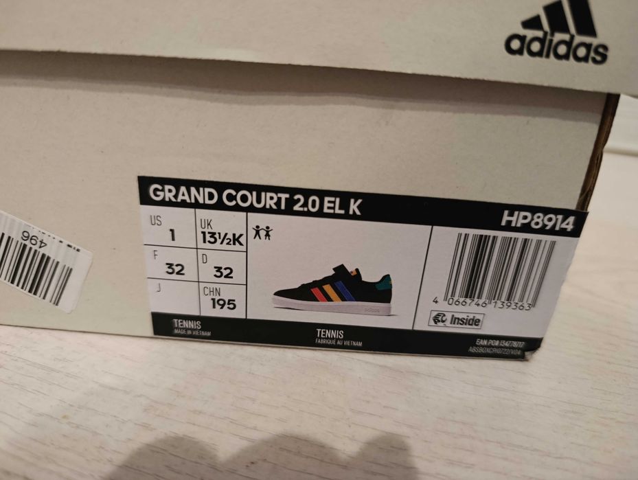 Сникърси, кецове Adidas - още в гаранция!