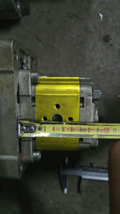 Pompa dubla mare cu mic