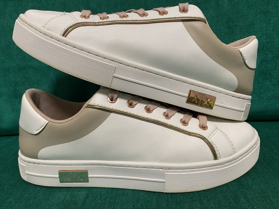 Pantofi Armani Exchange marimea 39