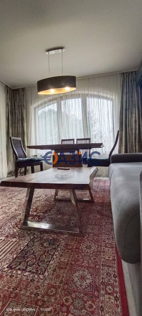 Продава се Двустаен апартамент в к.к. Слънчев бряг - 70 кв.м за 1285 €/кв.м - Снимка #3