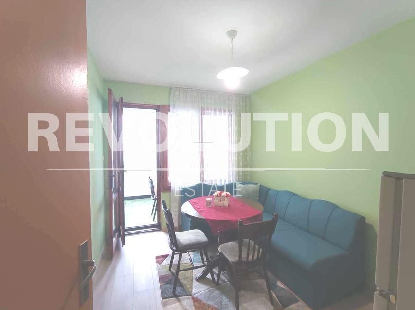 Дава се под наем Двустаен апартамент в Варна, Лятно кино Тракия - 55 кв.м за 375 € - Снимка #1