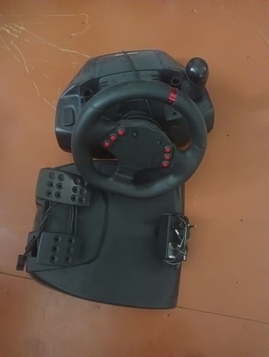 Игровой руль на пк