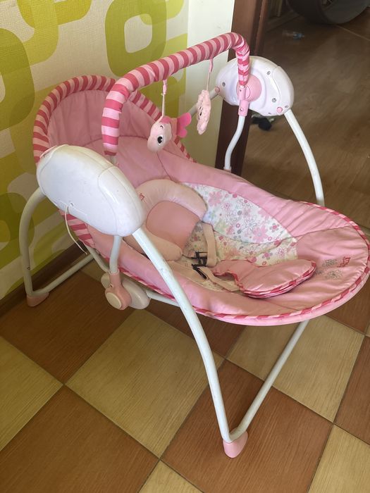 электронный шезлонг розовый