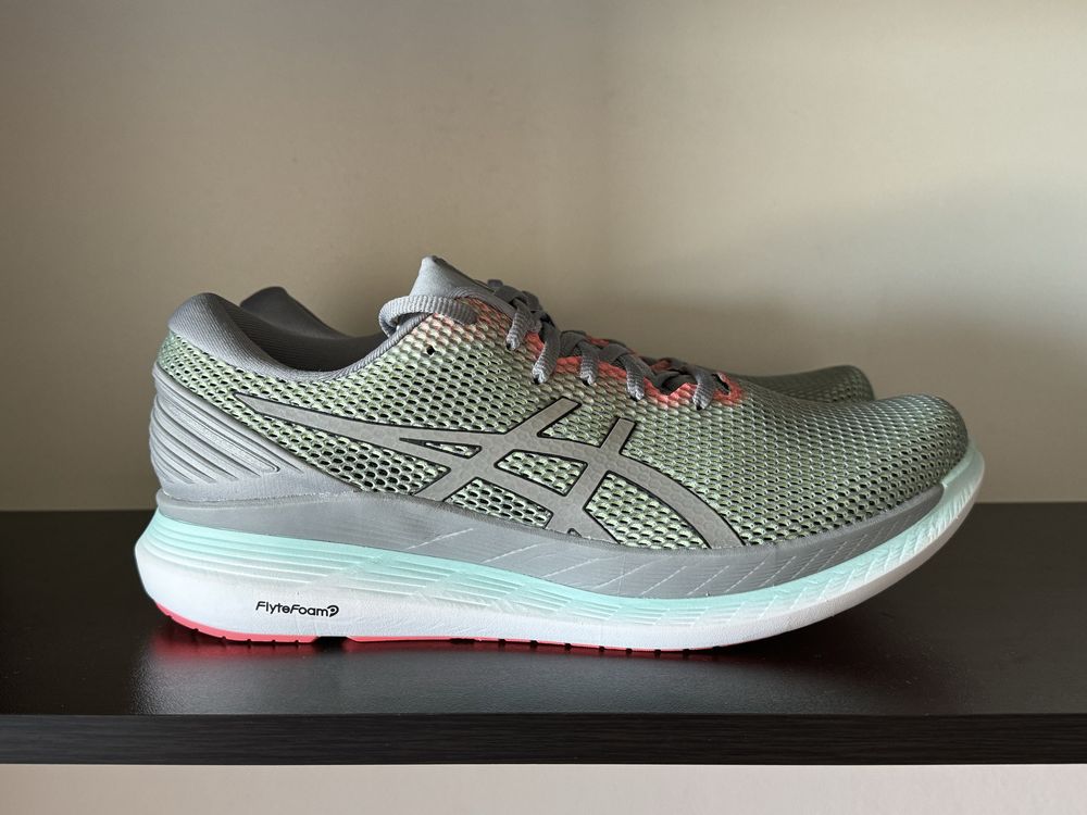Asics GlideRide 2 LITE-SHOW 44.5номер 28.5см Стелка Нови с Кутия