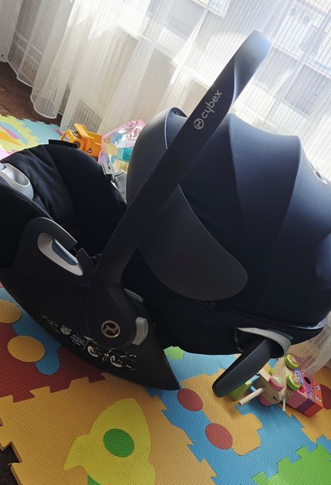 Scoica CYBEX si geanta (pret separat)