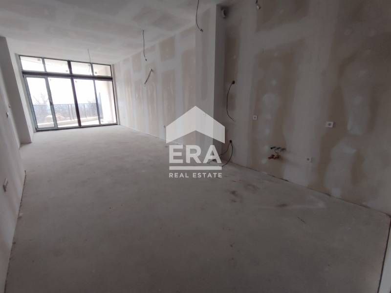 Продава се Тристаен апартамент в Варна, Чайка - 175 кв.м за 1200 €/кв.м - Снимка #6